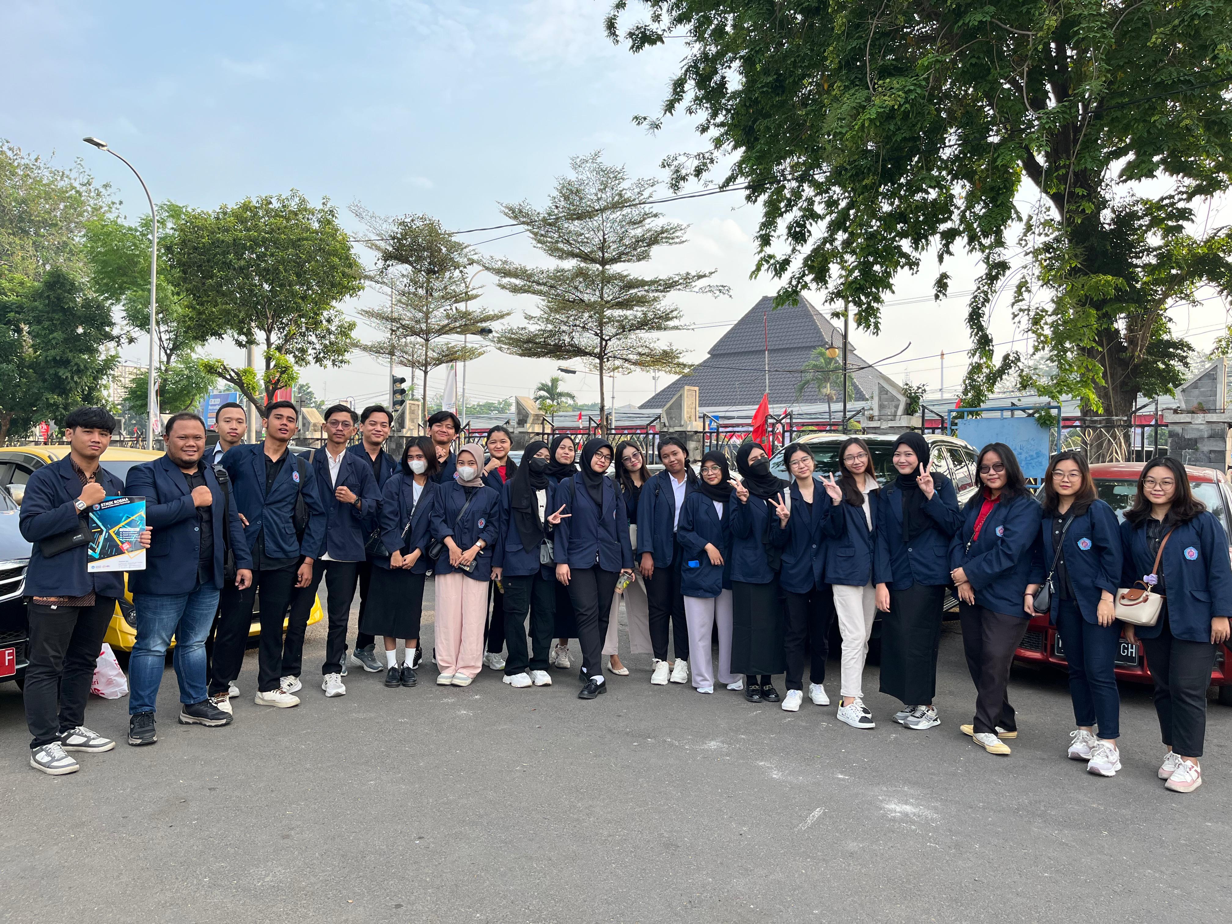 Upacara Bendera Hari 17 Agustus 2024-min