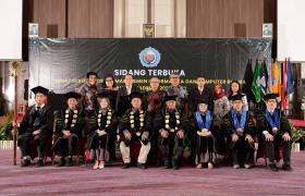 Wisuda Ke-21 STMIK Rosma Tahun Akademik 2023/2024